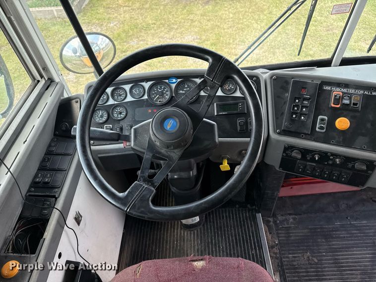 image for item EG8086 2004 Blue Bird school bus