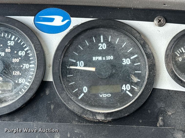 image for item EG8086 2004 Blue Bird school bus