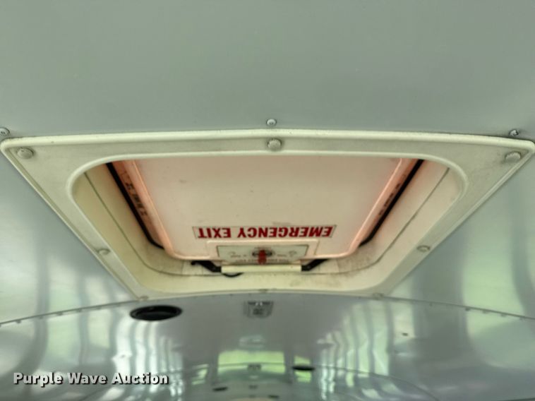 image for item EG8086 2004 Blue Bird school bus