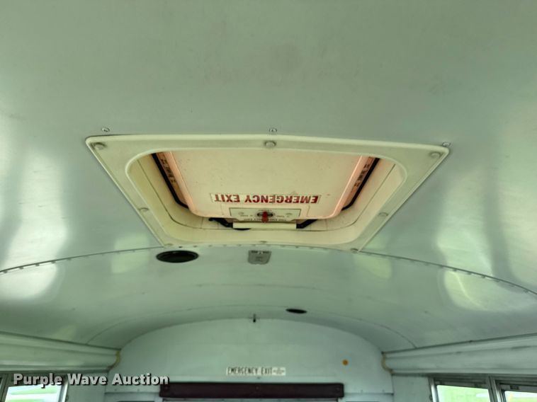 image for item EG8086 2004 Blue Bird school bus