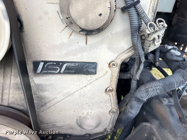 image for item EG8086 2004 Blue Bird school bus