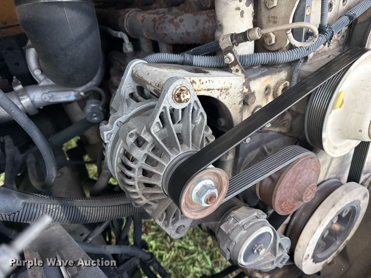 image for item EG8086 2004 Blue Bird school bus