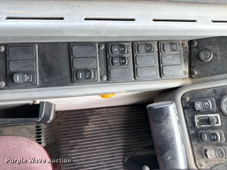 image for item EG8089 2004 Blue Bird A3 school bus