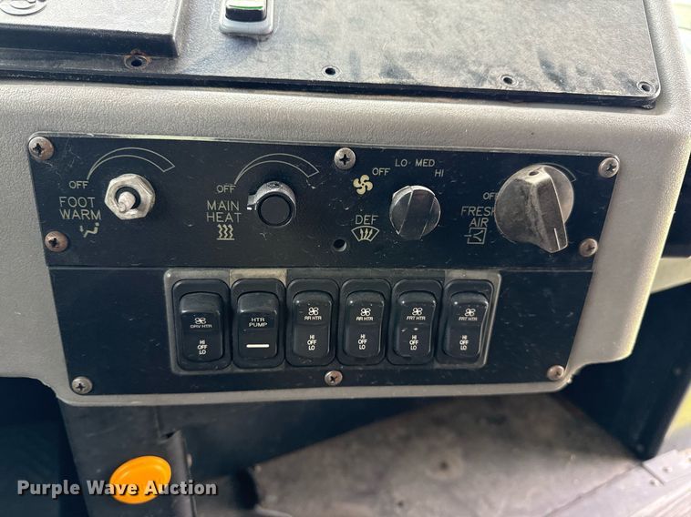 image for item EG8089 2004 Blue Bird A3 school bus