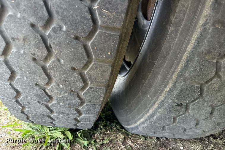 image for item EG8089 2004 Blue Bird A3 school bus