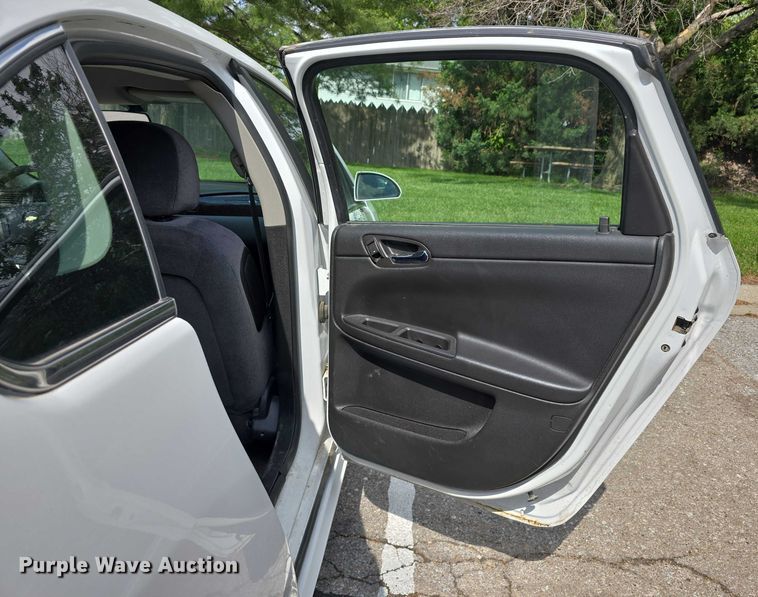 image for item EI0002 2015 Chevrolet Impala Limited 