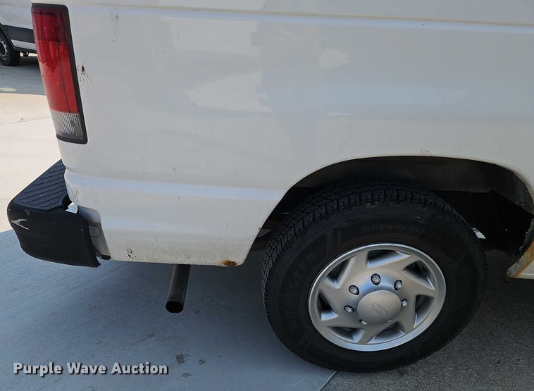 image for item EJ0075 2013 Ford E150 utility van