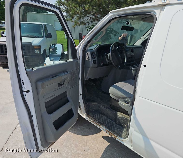 image for item EJ0075 2013 Ford E150 utility van