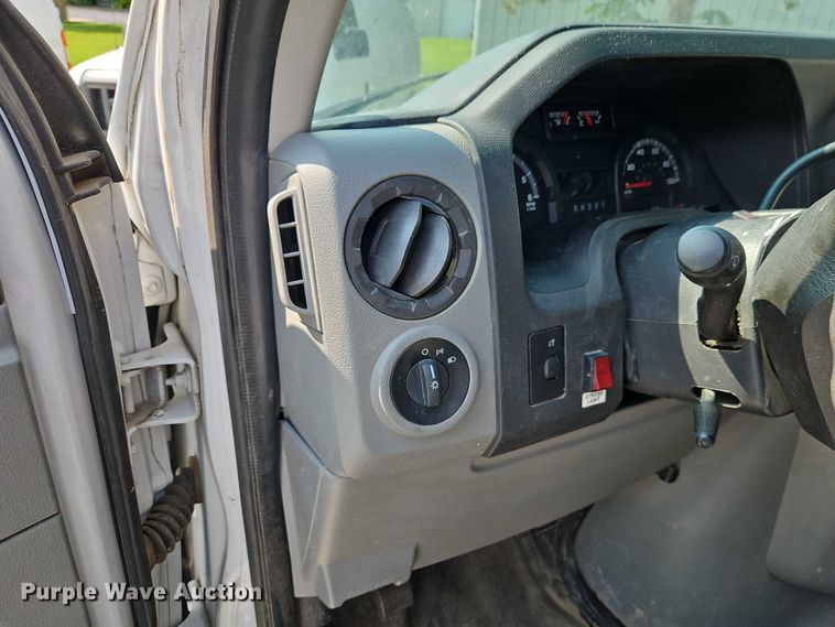 image for item EJ0075 2013 Ford E150 utility van