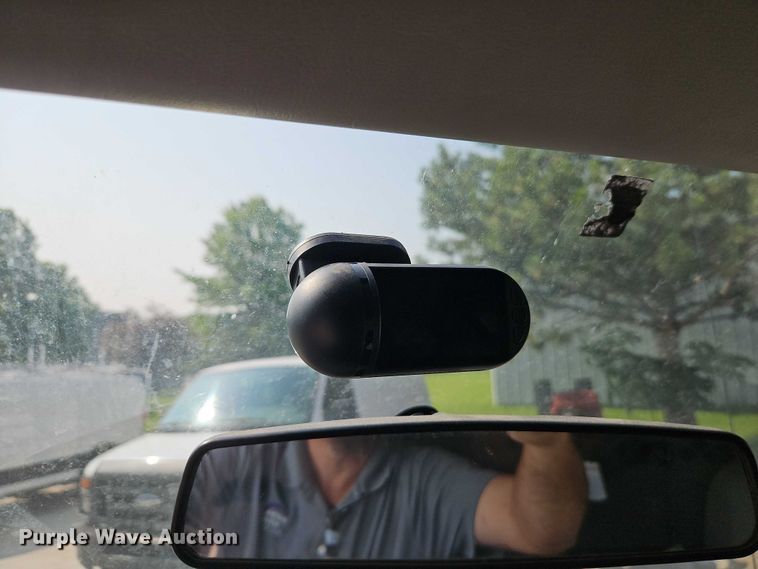 image for item EJ0075 2013 Ford E150 utility van