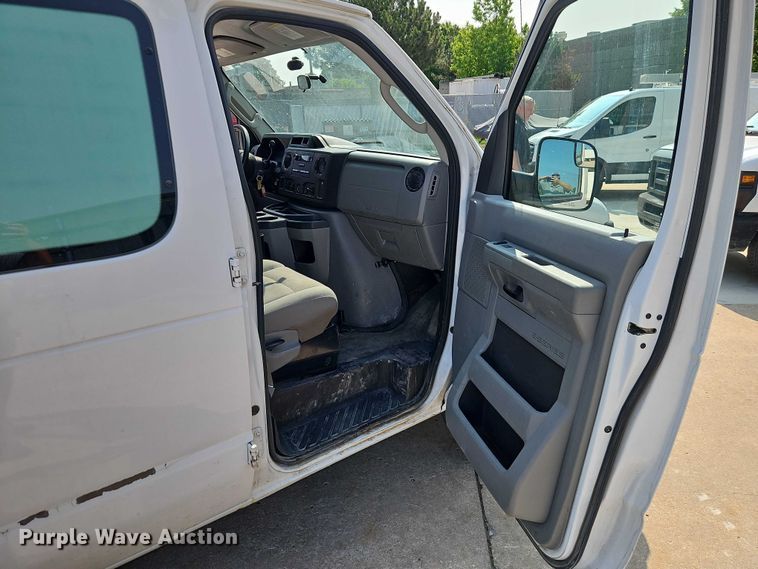 image for item EJ0075 2013 Ford E150 utility van