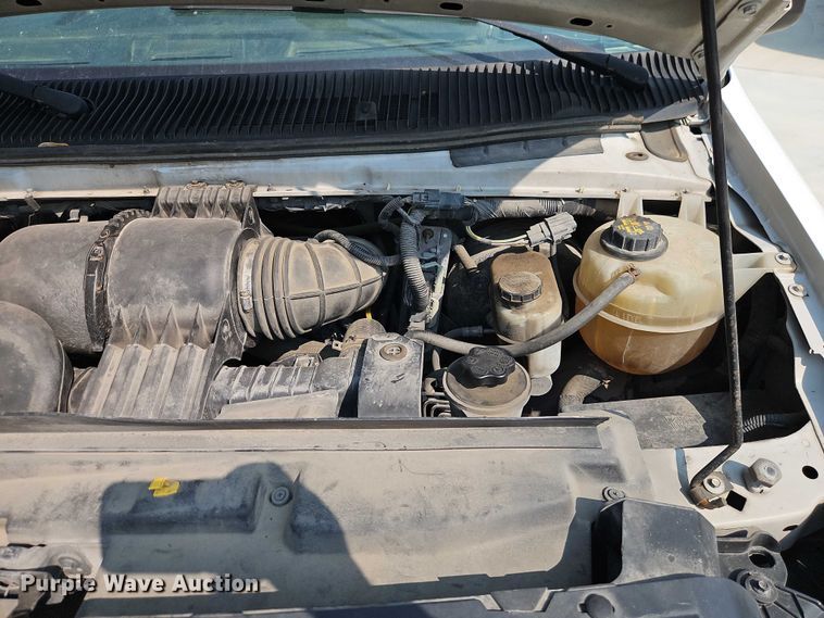 image for item EJ0075 2013 Ford E150 utility van