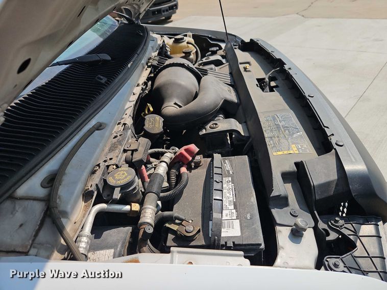 image for item EJ0075 2013 Ford E150 utility van