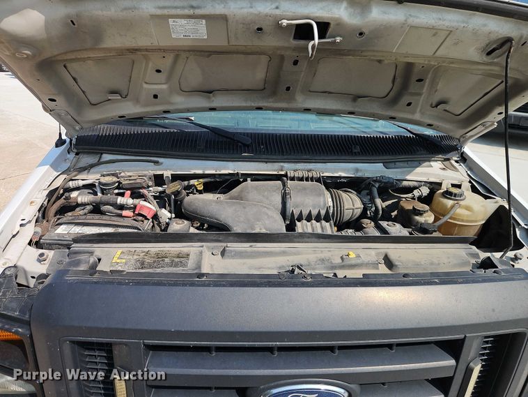 image for item EJ0075 2013 Ford E150 utility van