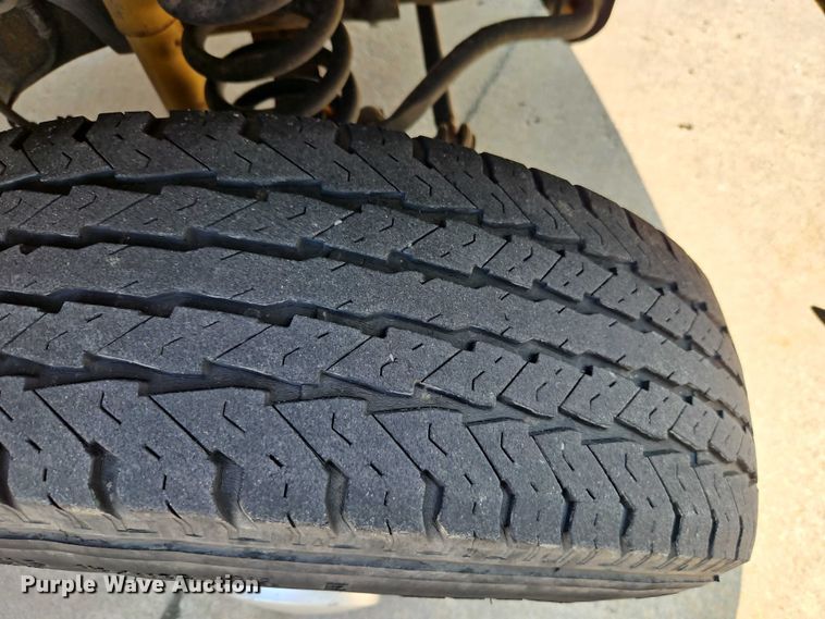 image for item EJ0075 2013 Ford E150 utility van