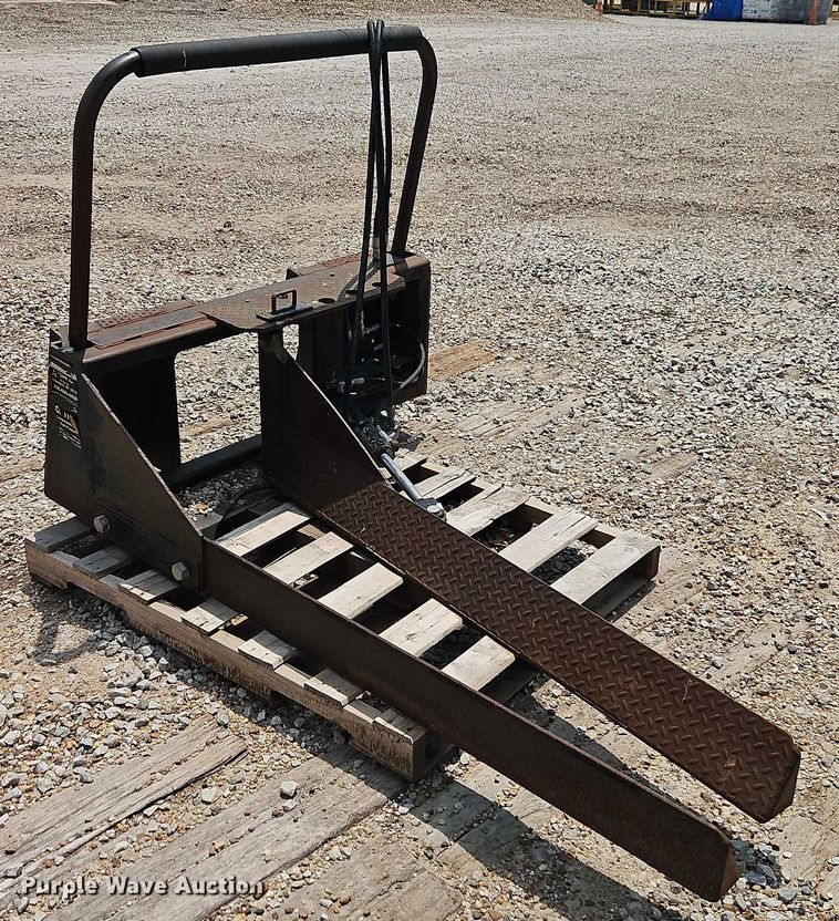 image for item EJ0078 DPM skid steer nursery jaws