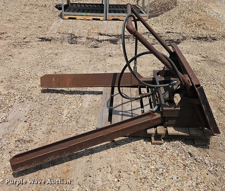 image for item EJ0080 Diversified Products 1 skid steer nursery jaws