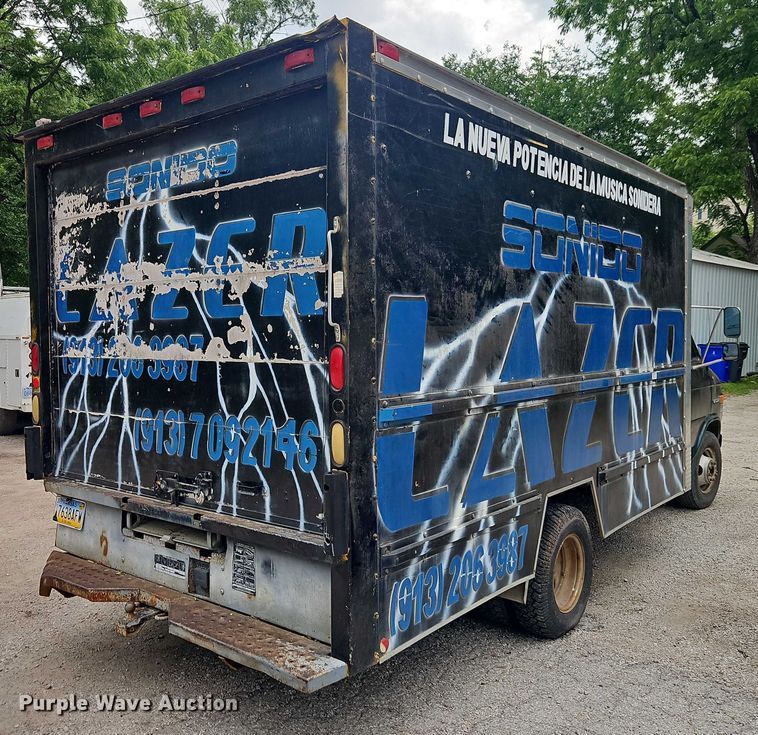 image for item EJ0098 1996 GMC Vandura 3500 box truck