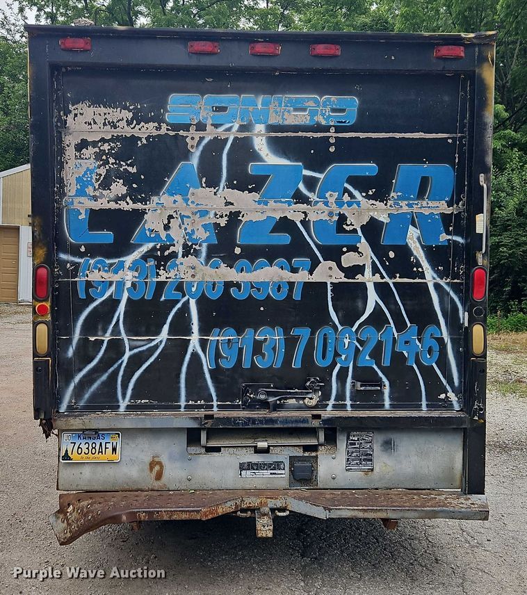 image for item EJ0098 1996 GMC Vandura 3500 box truck