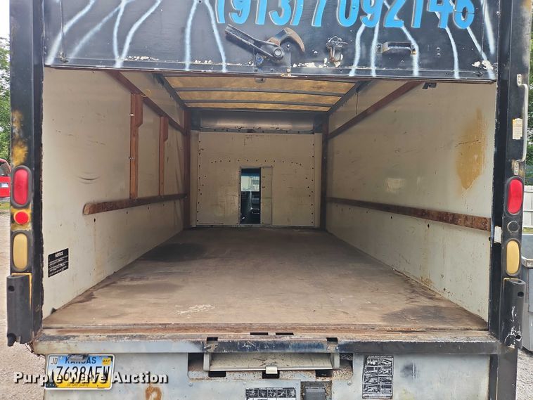 image for item EJ0098 1996 GMC Vandura 3500 box truck