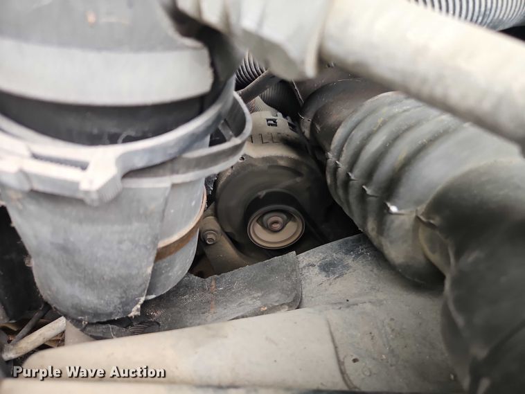 image for item EJ0098 1996 GMC Vandura 3500 box truck