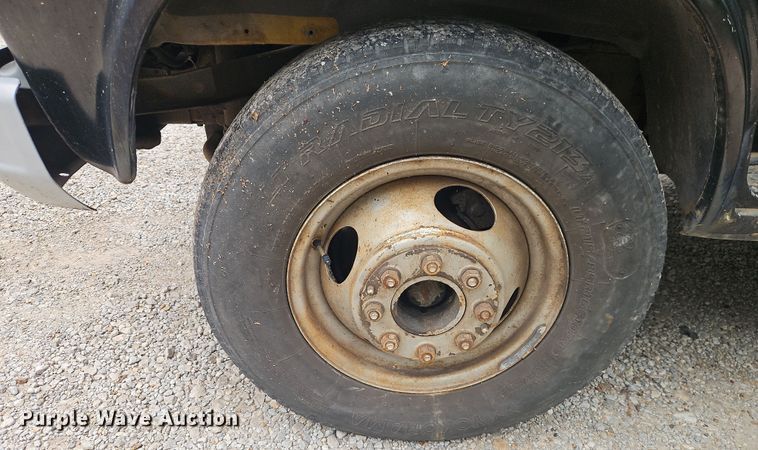 image for item EJ0098 1996 GMC Vandura 3500 box truck