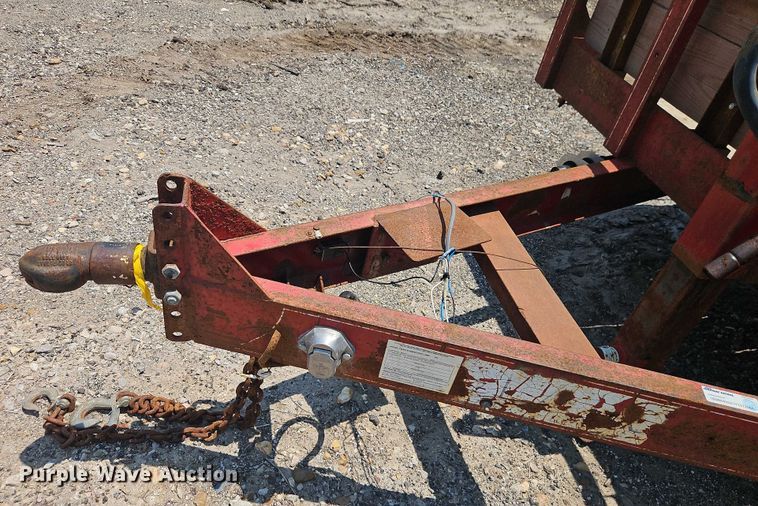 image for item EJ0104 2000 Blair Trailers utility trailer