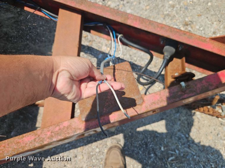 image for item EJ0104 2000 Blair Trailers utility trailer