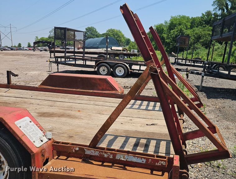 image for item EJ0104 2000 Blair Trailers utility trailer