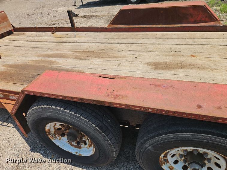 image for item EJ0104 2000 Blair Trailers utility trailer