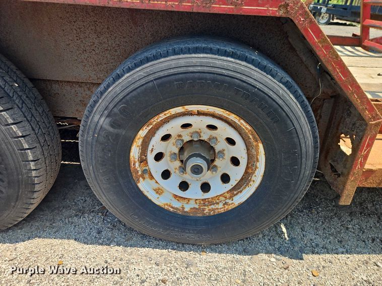 image for item EJ0104 2000 Blair Trailers utility trailer