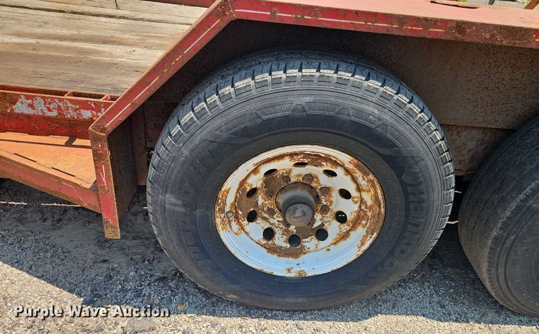 image for item EJ0104 2000 Blair Trailers utility trailer