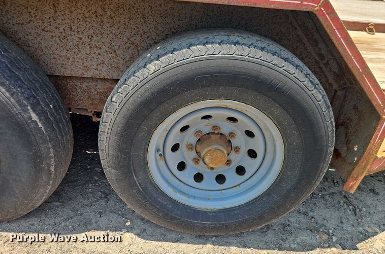 image for item EJ0104 2000 Blair Trailers utility trailer