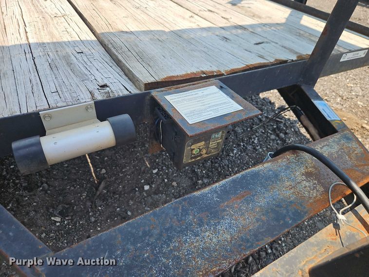 image for item EJ0106 2009 Smiley Rileys Trailer Mfg utility trailer