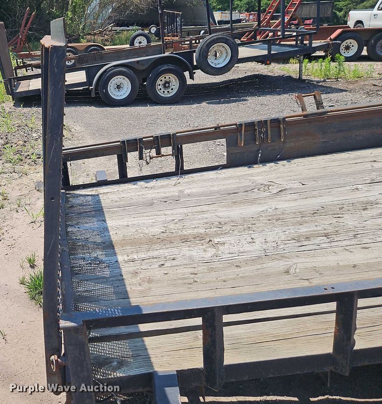 image for item EJ0106 2009 Smiley Rileys Trailer Mfg utility trailer