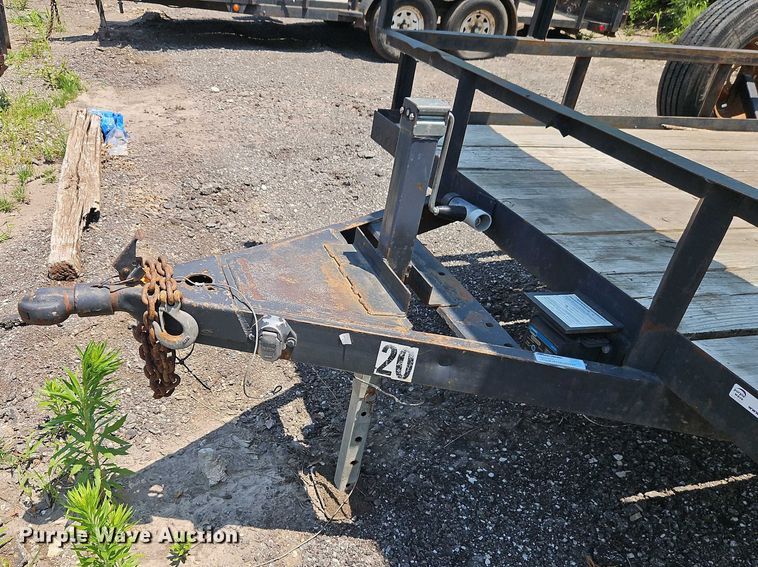 image for item EJ0107 2006 JW utility trailer