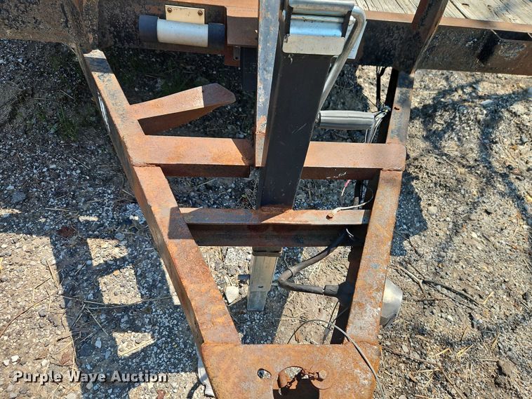 image for item EJ0109 2000 Buck Dandy utility trailer