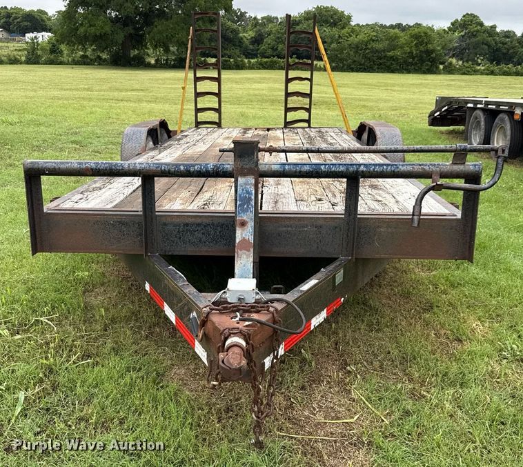 image for item EJ3833 2006 C & M Trailers utility trailer