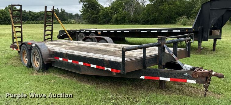 image for item EJ3833 2006 C & M Trailers utility trailer