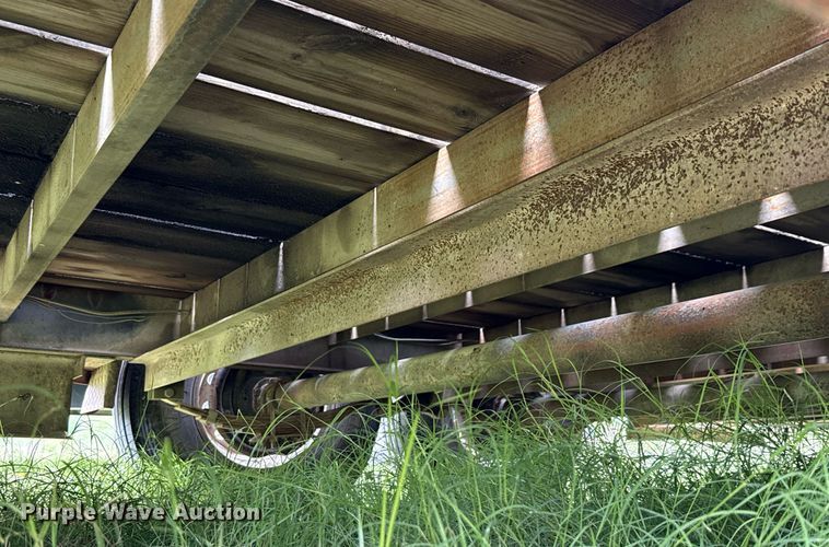 image for item EJ3833 2006 C & M Trailers utility trailer