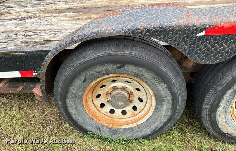 image for item EJ3833 2006 C & M Trailers utility trailer