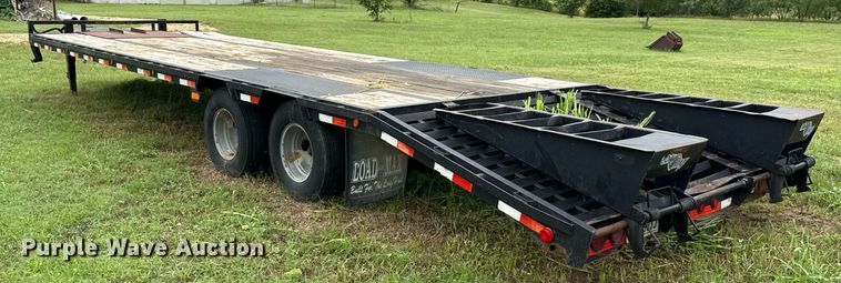 image for item EJ3834 2009 Load Max Trailers equipment trailer
