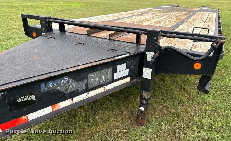 image for item EJ3834 2009 Load Max Trailers equipment trailer