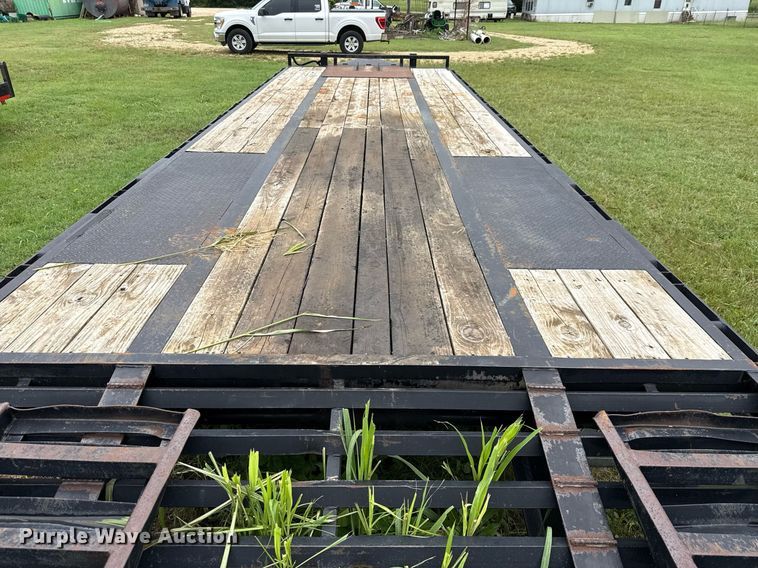 image for item EJ3834 2009 Load Max Trailers equipment trailer