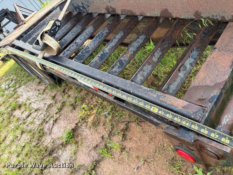 image for item EJ4621 2007 PJ equipment trailer