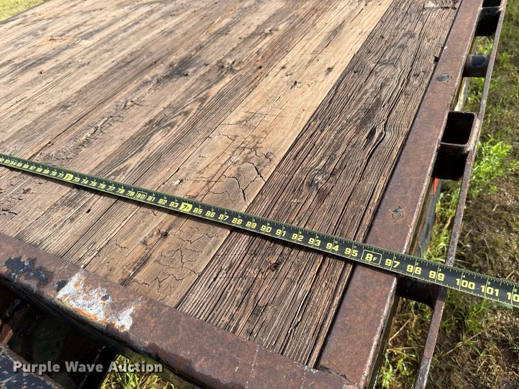 image for item EJ4621 2007 PJ equipment trailer