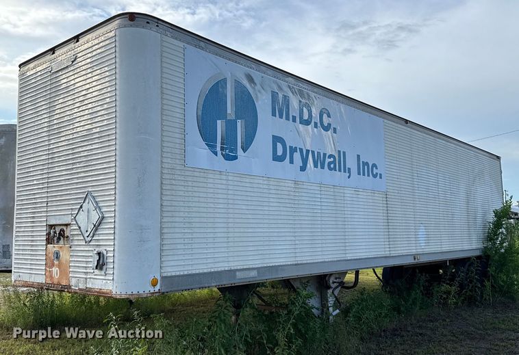 image for item EJ4622 1977 Trail Mobile dry van trailer
