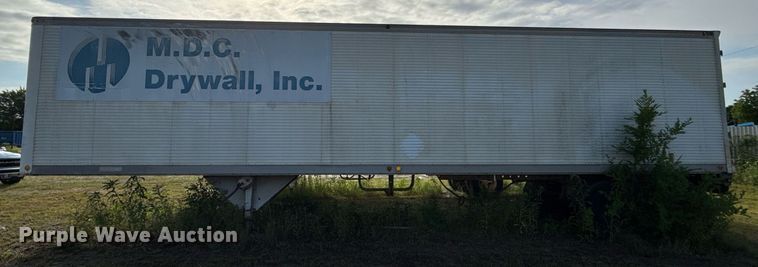 image for item EJ4622 1977 Trail Mobile dry van trailer