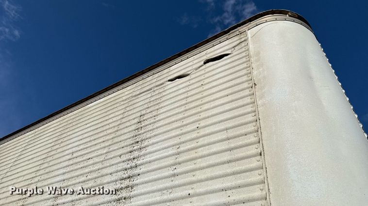 image for item EJ4622 1977 Trail Mobile dry van trailer