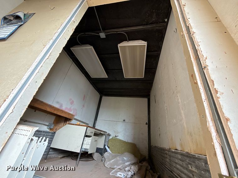 image for item EJ4622 1977 Trail Mobile dry van trailer